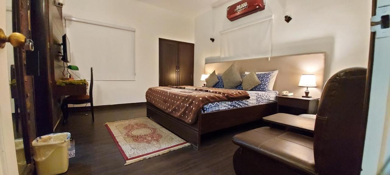 Hilton Bayview Lnn Hotell Karachi Eksteriør bilde
