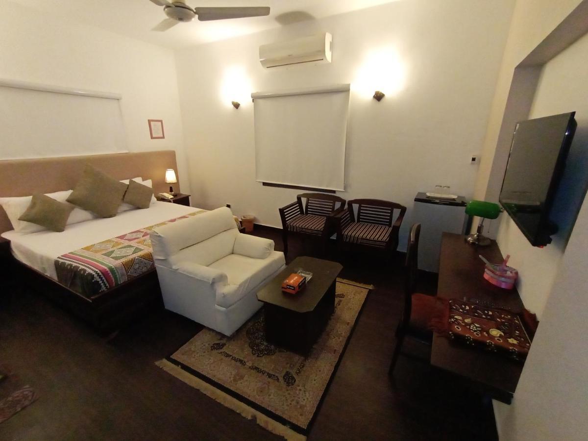 Hilton Bayview Lnn Hotell Karachi Eksteriør bilde